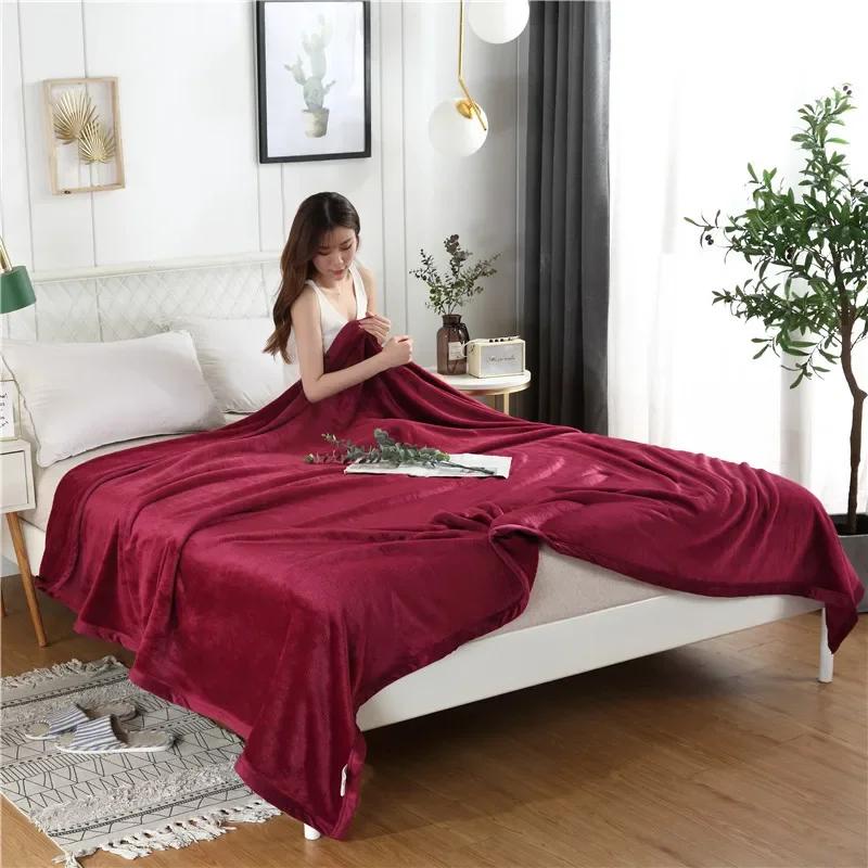 Modern Minimalist Solid Color Coral Fleece Blanket Four Season Universal Thick Warm Air Conditioning Nap And Leisure Blanket