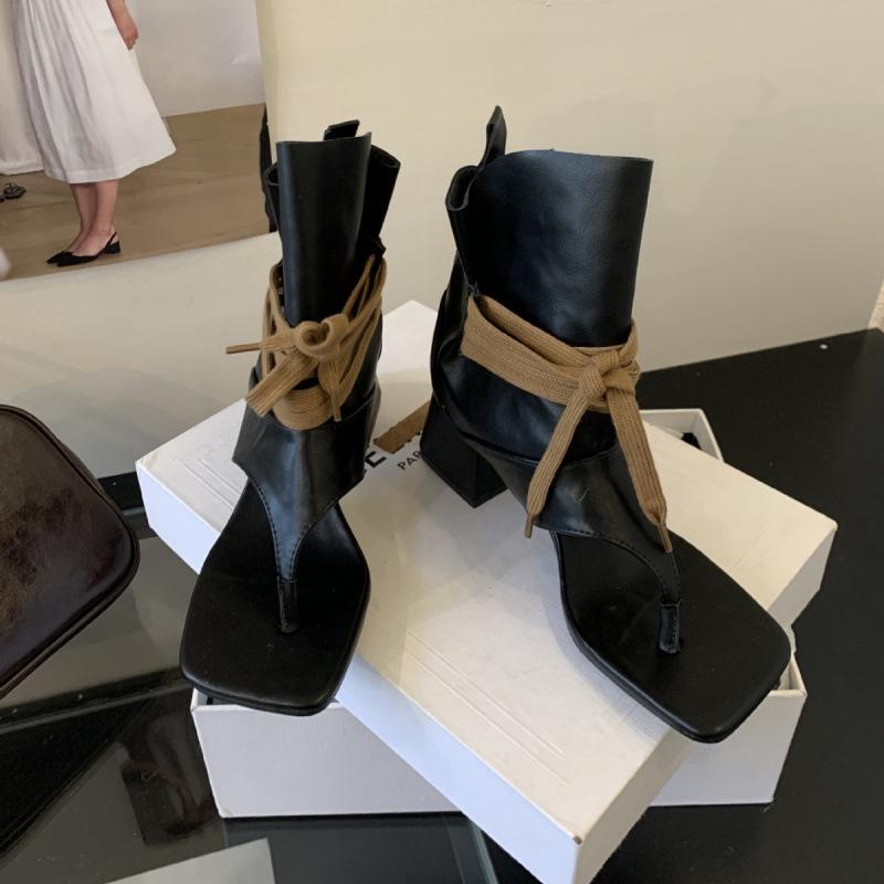 

2025 утолщенный высокий каблук с перемычкой для пальца летние брюки крутые ботинки шнуровка римские короткие ботинки в наличии 35-40 40 чёрный