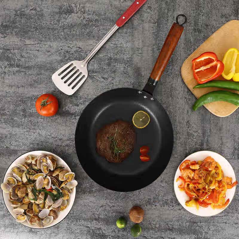 Leshifisi 26cm Nitrided Cast Iron Frying Pan
