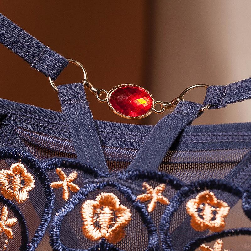 Kobiety Seksowne koronkowe majtki Bielizna z niskim stanem Stringi Kobiece stringi Oddychająca bielizna Pokusa Haft Intimates