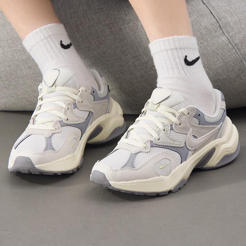 NIKE Women s All-Season Sport Casual Shoes US 8.5