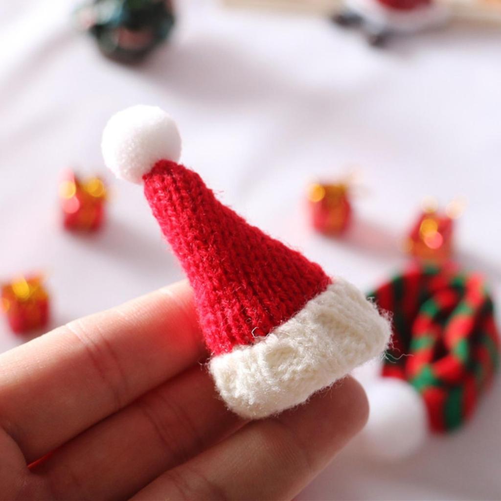 Christmas Doll Clothes Ornaments Christmas Tree Scarf Christmas Snowman Hats Scene Layout Dolls Accessories for 1:12 Santa