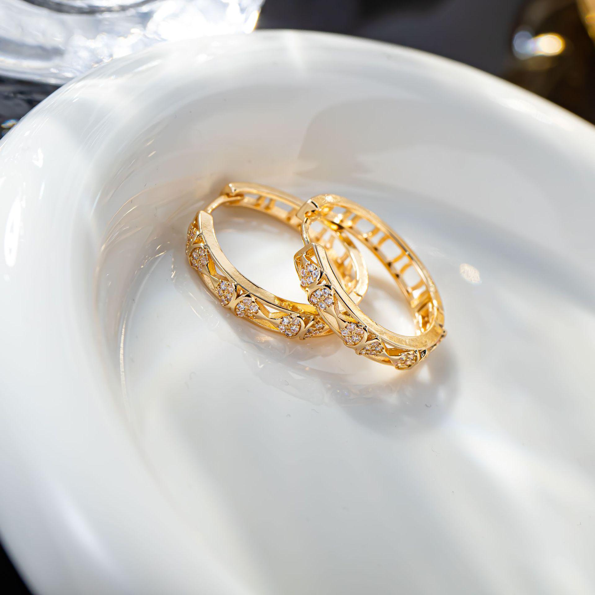 Elegant Crystal Bow Fairy Zirconia Ear Cuff