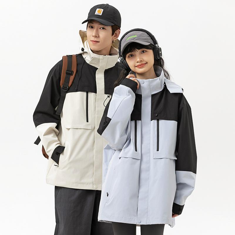 Giacca con cappuccio da uomo primavera e autunno nuova tendenza giacca con cappuccio ampia e versatile montagna outdoor antivento cappotto da coppia