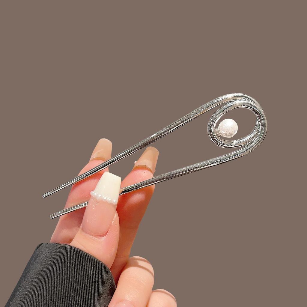 Elegant Pearl U-shaped Hairpin for Women - New Chinese Style Updo Accessory 2025