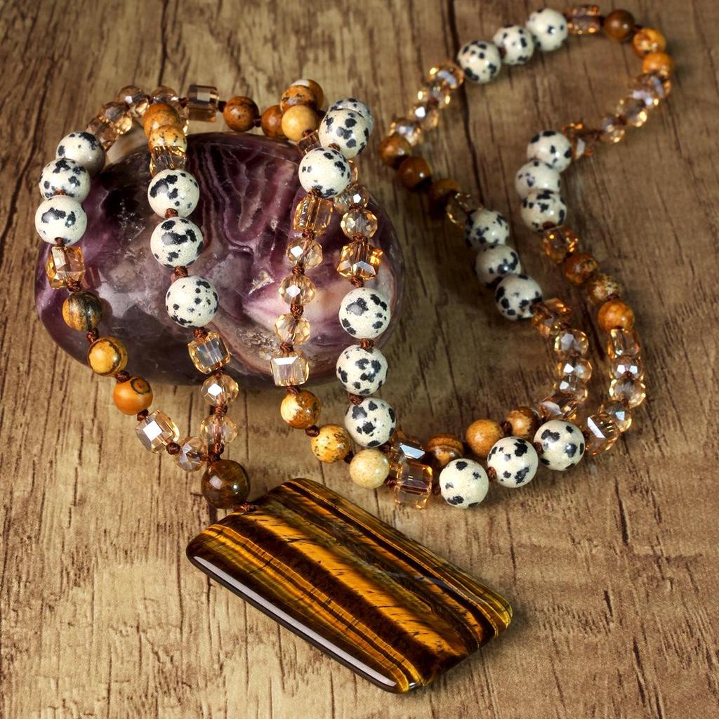 High-End European-American Tiger's Eye Spotted Stone Pendant Necklace for Women – Handmade, Stylish, and Unique