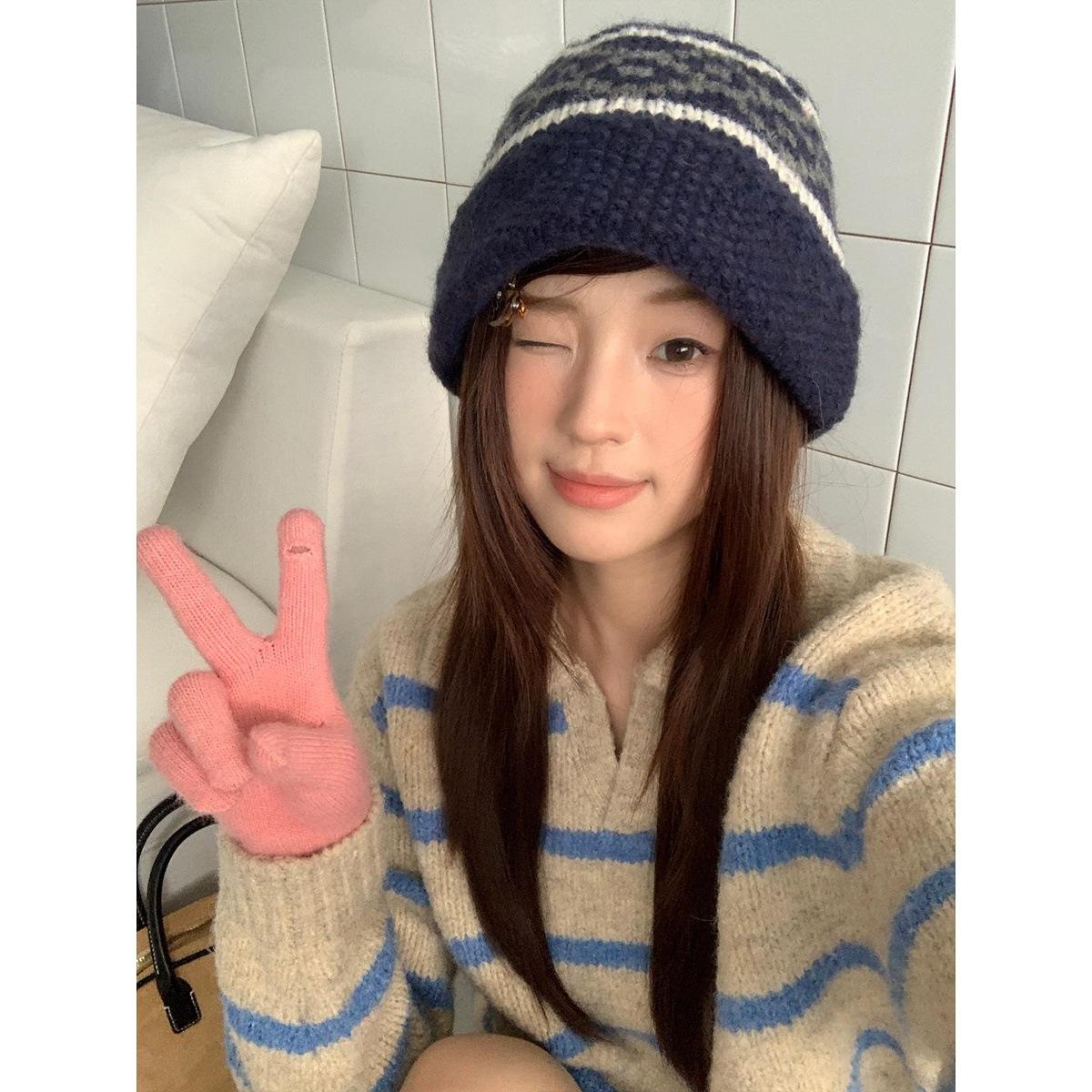 

Vintage Fair Island jacquard knitted hat women s season thickened warm and cold-proof small pullover wool hat One size fits all Темно-синій