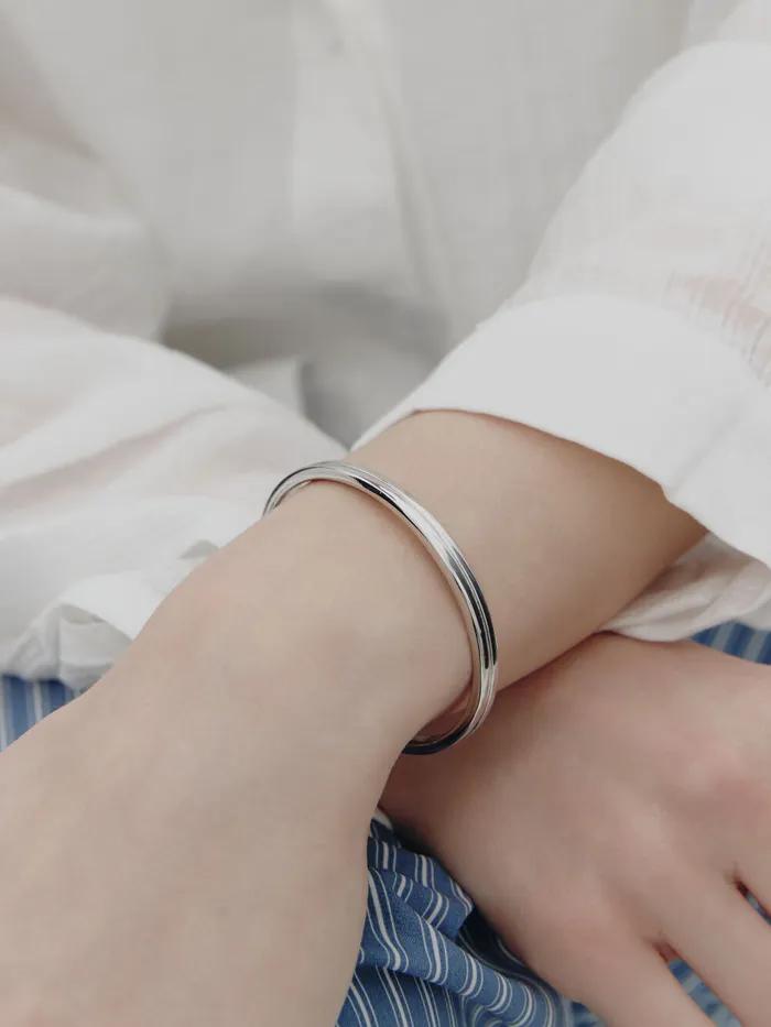 [Edition Y] Allure Double Cuff (W) Bangle M HL5B64506WB
