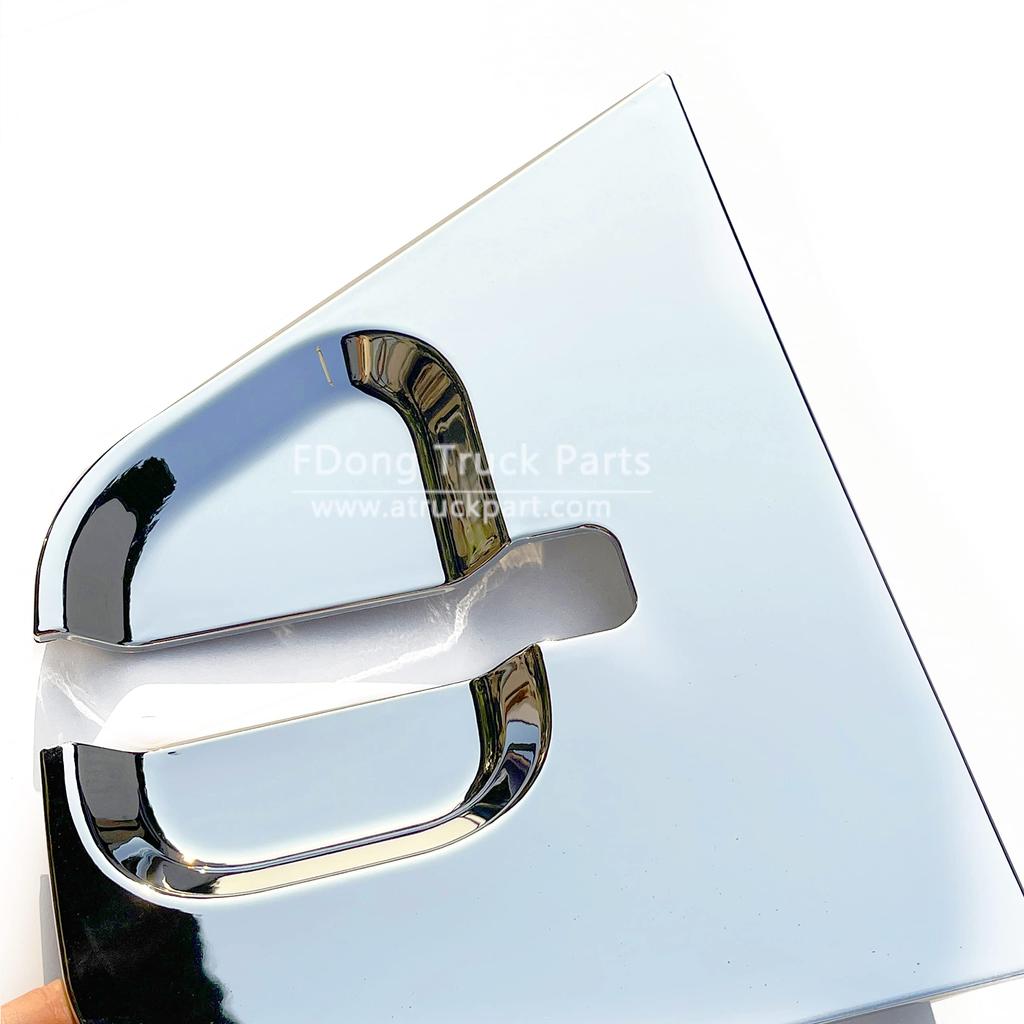 Plated door handle garnish for Nissan UD Big Thumb 4t Fine Condor trucks. Truck accessories and exterior parts.