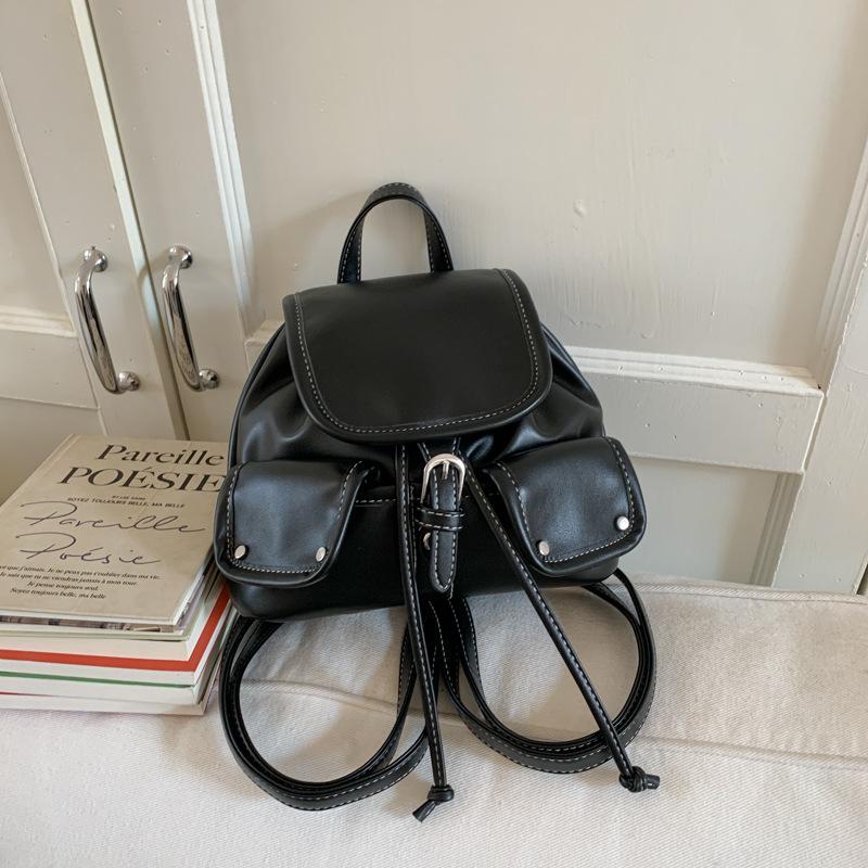 Simple, Fashionable and High-value Silver Handbag for Women 2025 New Korean Version of Casual Niche Commuter Backpack for Women