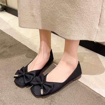 Chaussures plates peu profondes pour femmes printemps 2025 nouveau bout carré nœud confortable plates paresseuses chaussures Doudou