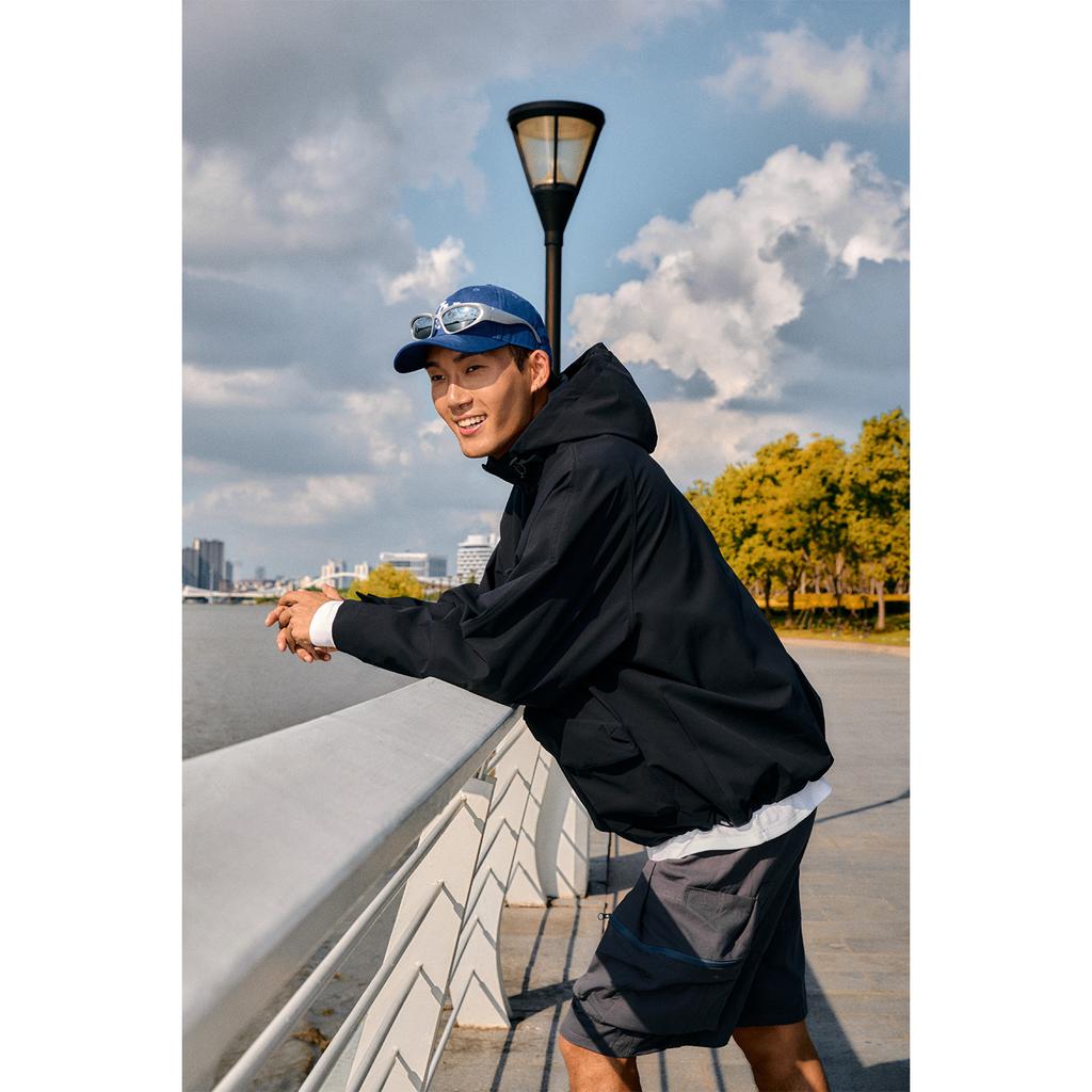 Men's New Balance Jackets & Coats Unisex Black
