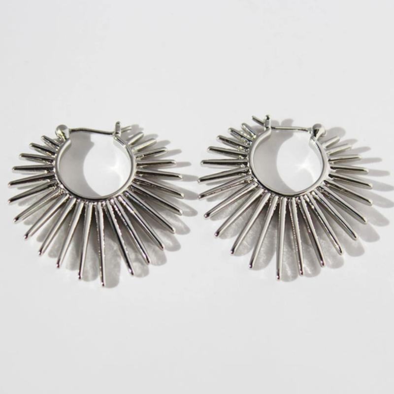 

Punk Fan Shaped Metal Sunflower Exaggerated Hoop Earrings for Women Versatile Simple Hollow Earrings Wholesale Zircon Accessory
