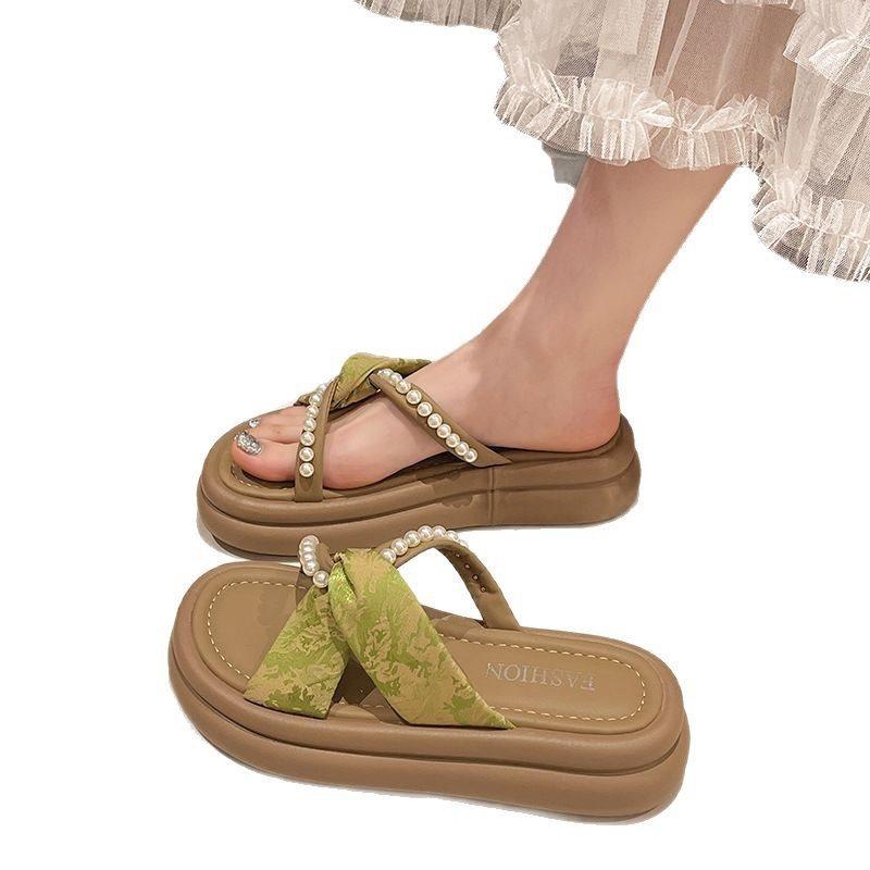 New Exquisite Women's Casual Slippers Summer Pearl French Cool Slippers Wear Thick Bottom Fairy Height Increasing Beach Slippers