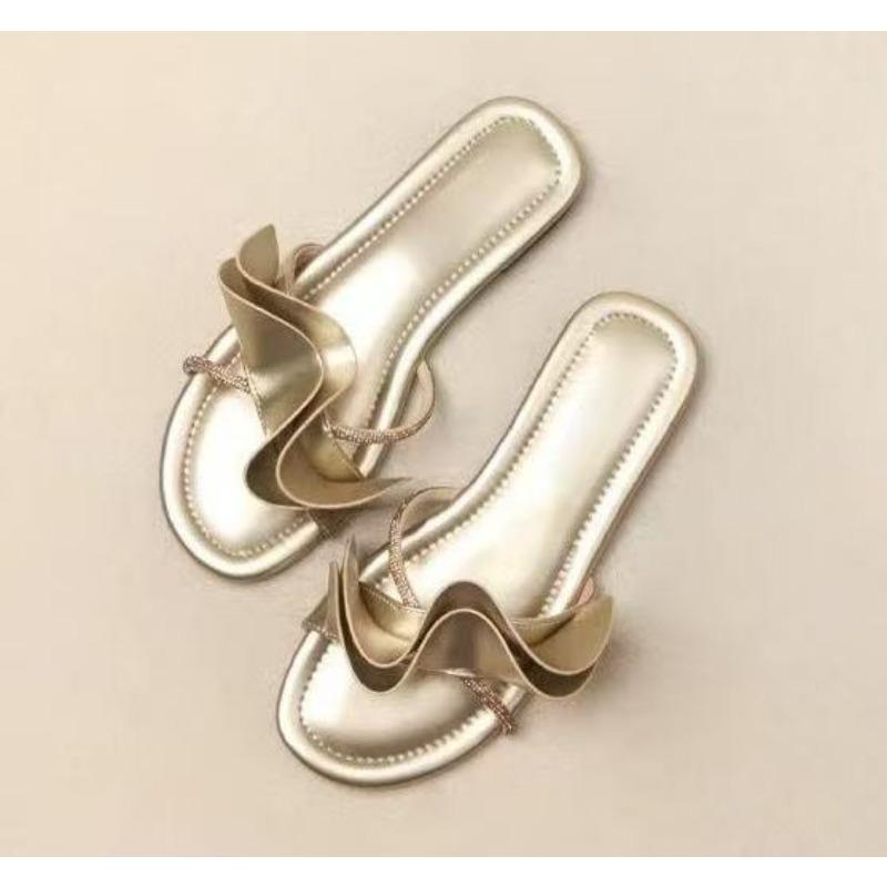 Flat-bottomed lotus leaf slippers women's summer wear high-end new golden one-word sandals