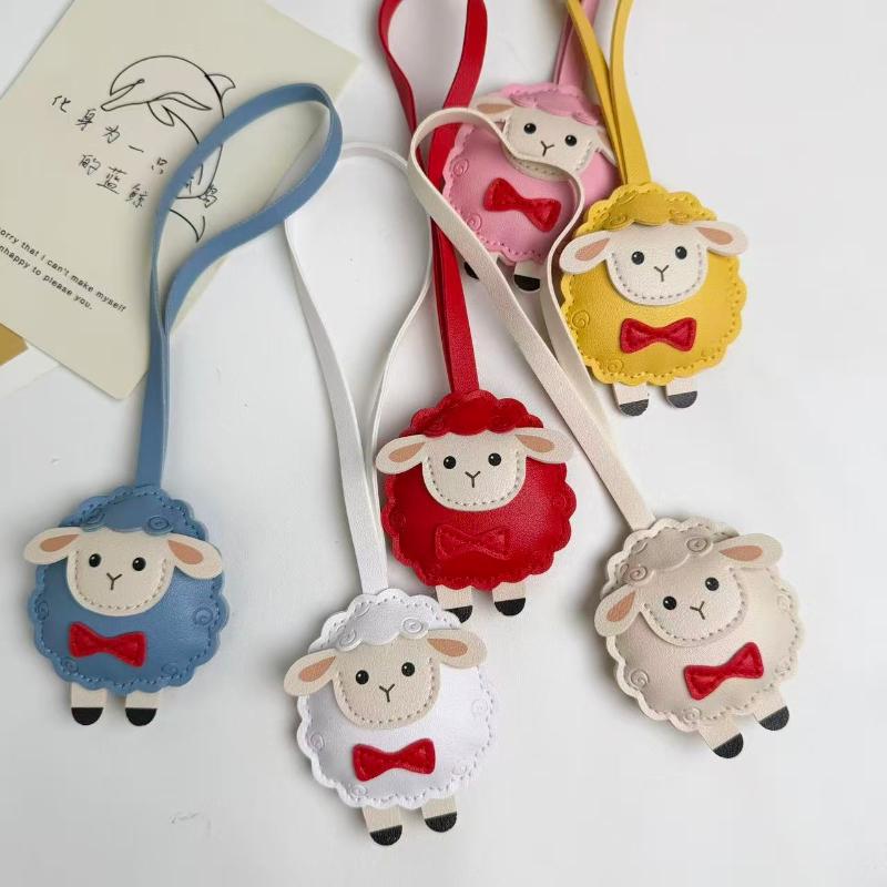 Cute Sheep PU Leather Keychain Cartoon Lamb Decorative Bag Charm Pendant Water Resistant Thanksgiving Gift for Friends
