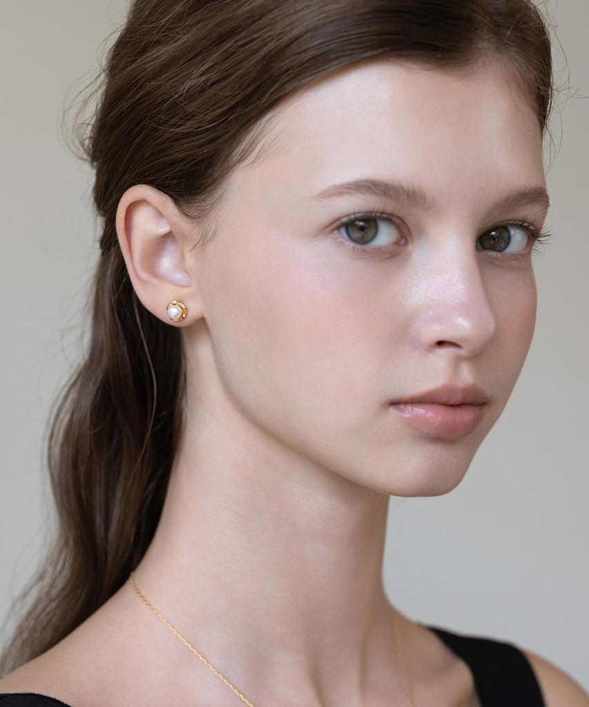 Tatiana (Silver 925) Grace Freshwater Pearl Earrings Ec3276