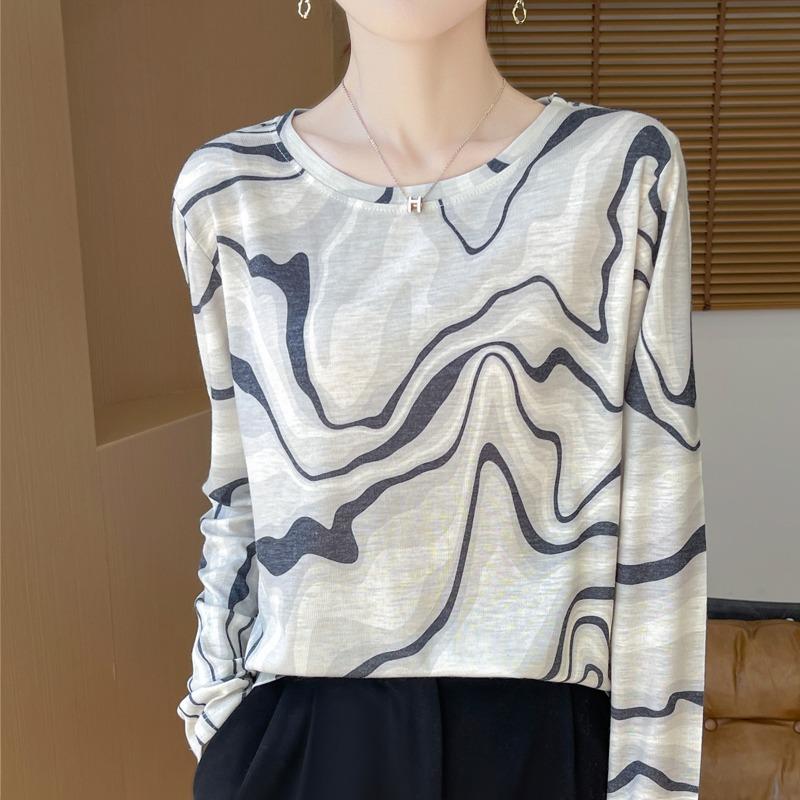 Spring And Autumn Long Sleeve Retro Printed T-Shirts Women Basic Casual Tops Female Cozy Loose Tees Harajuku T Shirt