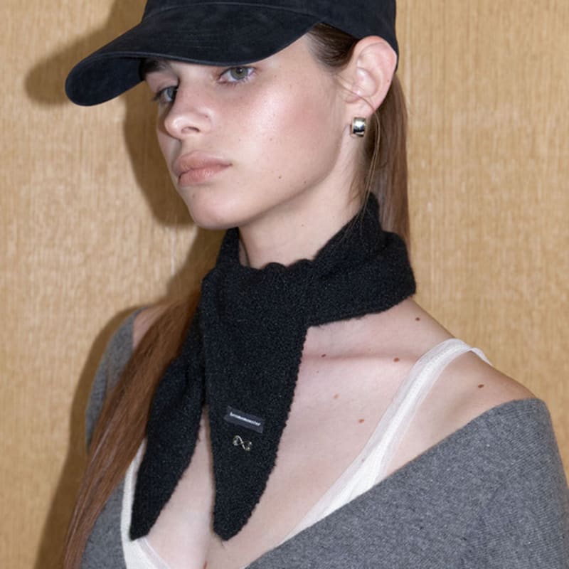 LOVE ME MONSTER Petit Triangle Wool Scarf_5COL (L253MSF040)