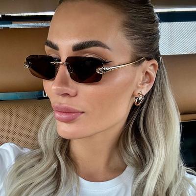 Ochelari de soare fără ramă, la modă, cu margini metalice, cu ochelari de soare decorativi la modă, cu fațete, model guepard 2520