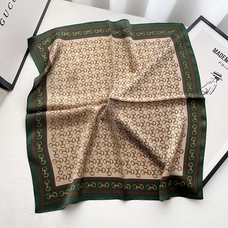 

Женский коричневый шелковый зимний шарф с цветочным узором и подвернутыми краями 53x53 cm зелёный