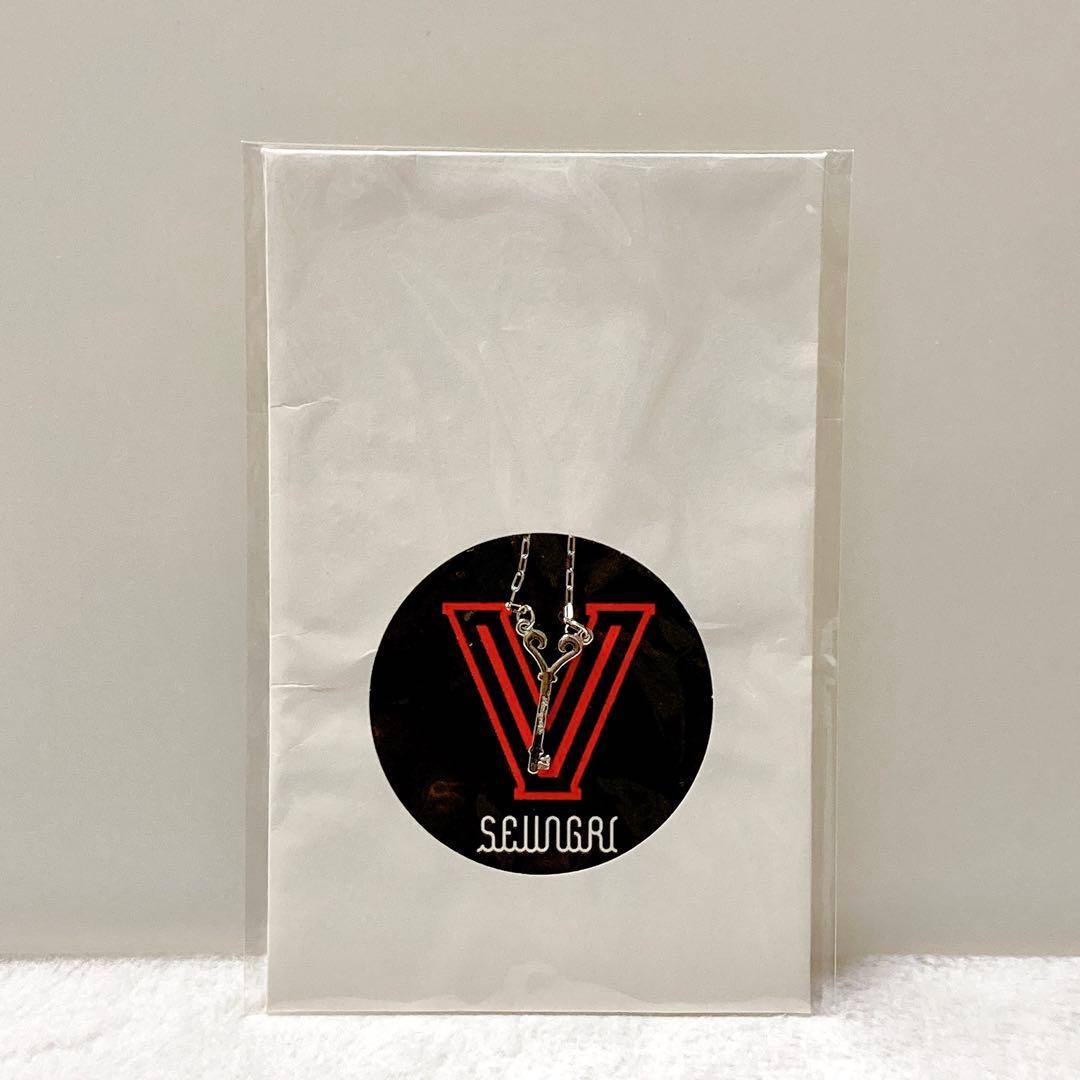

[USED] BIGBANG Seungri V.I VVIP Necklace White Gold