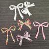 2ks Kovové vyřezávací raznice Bowknot pro kutily Scrapbooking Album Papírové karty Dekorativní řemesla Razicí raznice