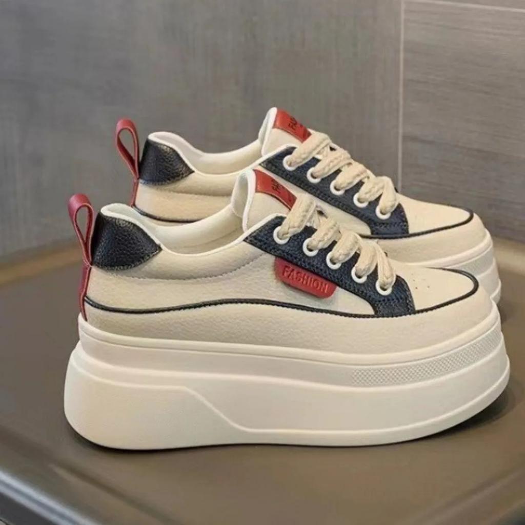 Fashion Autumn Women's Platform Shoes 2025 Winter Plus Velvet Lace Up Round Toe Sneakers for Women Increase Height Casual Running Shoes