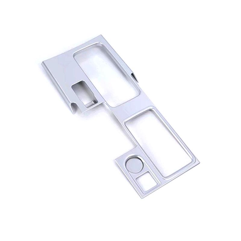 Kompatible Innenausstattung für Mitsubishi Eclipse Cross: Schalthebelrahmen, Schaltknauf, vordere und hintere Luftausströmer, Navigationsrahmen und mehr.