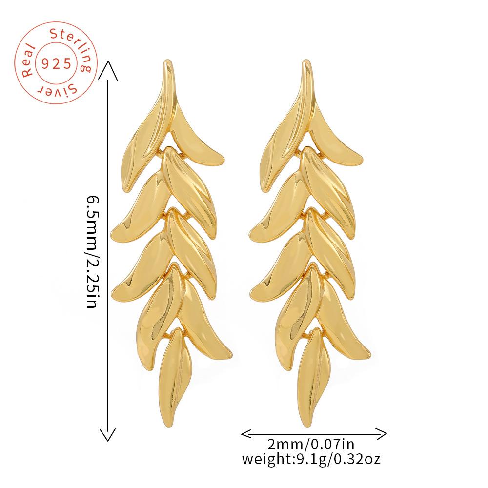 GEMCHIC Women s Gold Wavy Irregular Statement Earrings, Leaves and Flowers Design Drop Earrings for Women