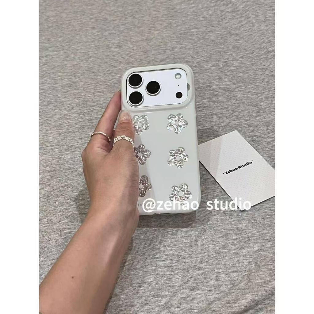 Simple White Background Diamond Silver Pattern Flower Suitable for Apple 17promax Mobile Phone Case Iphone16pro Protective Case