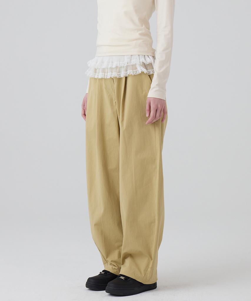 DANGLEDROP Dgdp Balloon Fit Curved Cotton Elastic Waist Pants_Beige