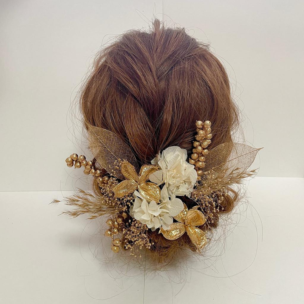 White and Gold Dried Flower Headpiece with Perfect for and Baby's Breath, Coming-of-Age Ceremonies, Graduations, Weddings, Kimono/Hakama.