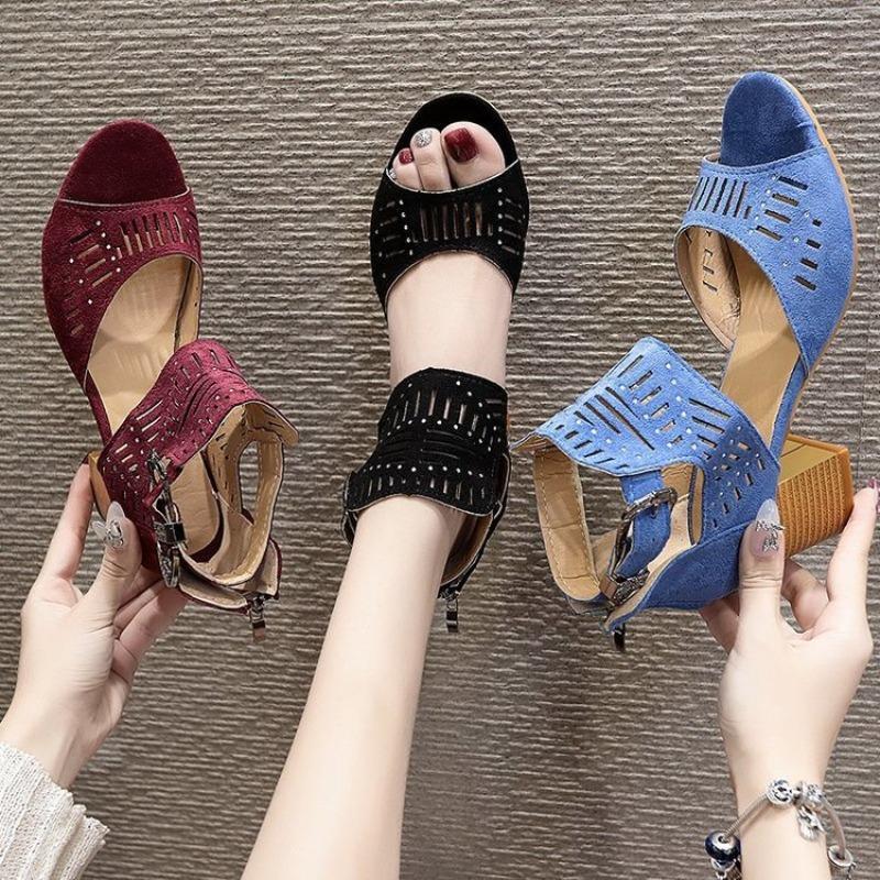 Large Size Sandals Women's Rhinestone Block Heel High Heel Buckle Fish Mouth Wholesale Fish Mouth Design
