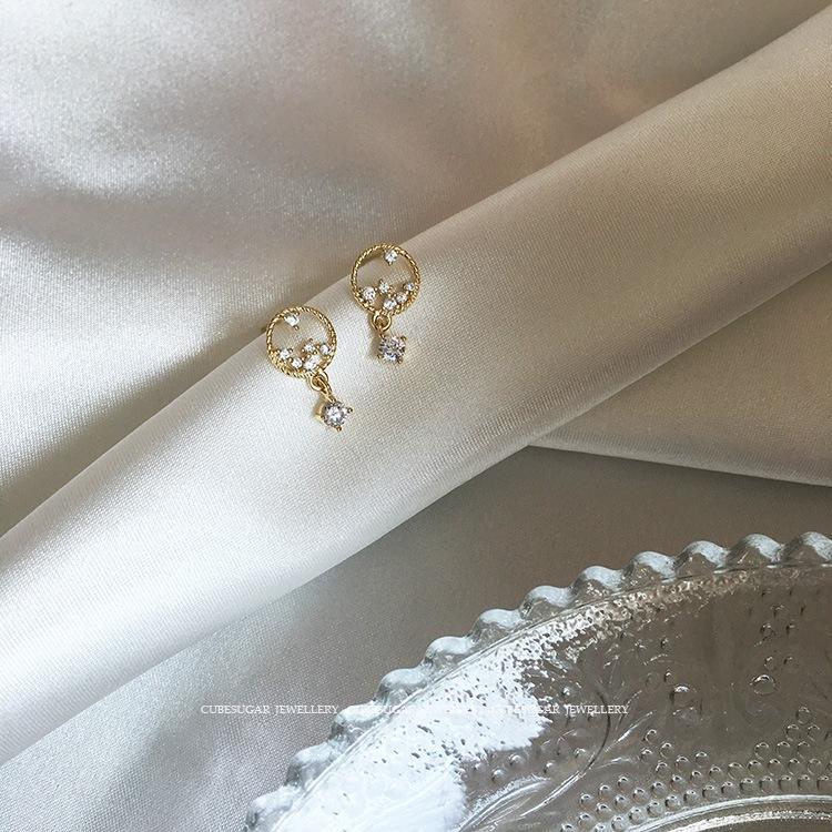 

Серьги-гвоздики с полыми каплями воды из стерлингового серебра 925 пробы с женской нитью, инкрустированные цирконием, гибкие, изысканные, особый интерес, легкие, роскошные серьги 925