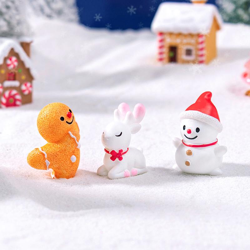 Resin Miniatures Christmas Decorations Snowman Santa Claus Christmas Tree Reindeer Figurines Ornaments New Year Child Gifts