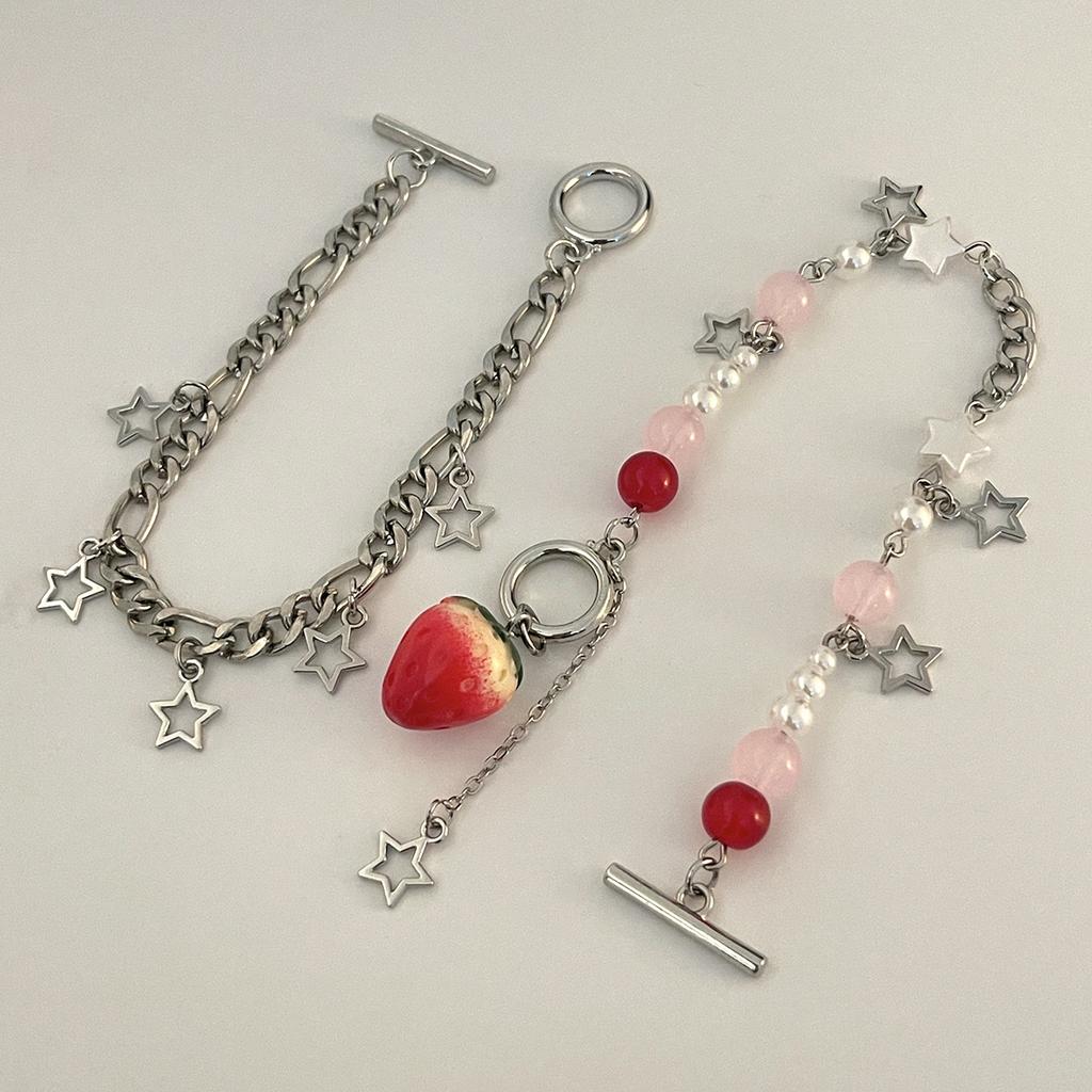 Sweet Wind Strawberry Bow Pendant Necklace Female, Metal Chain Stacked Choker Necklace