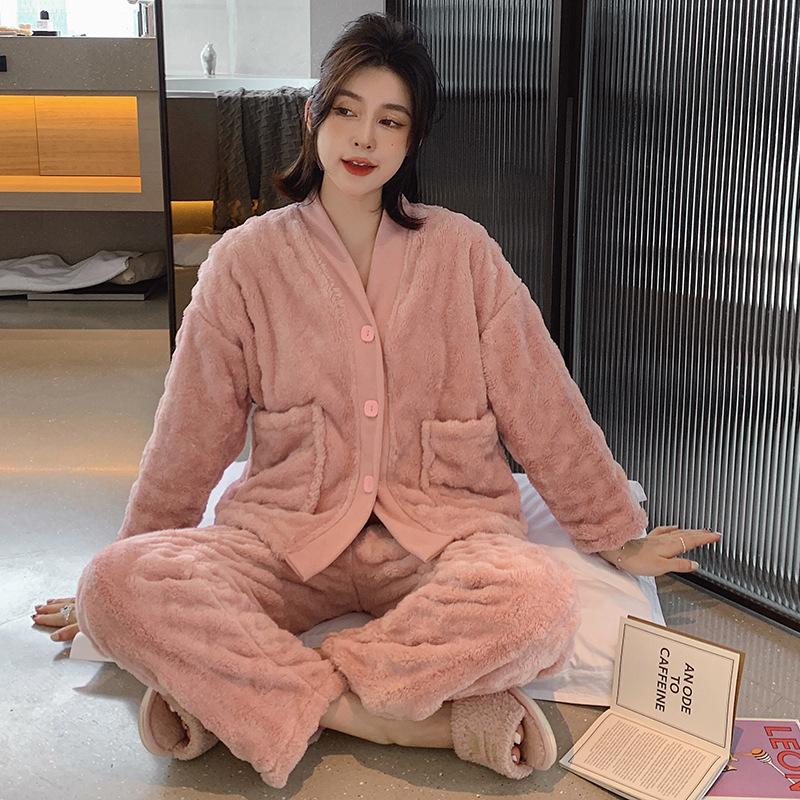 New autumn and winter flannel pajamas women's cut flower pattern thickened thermal pajamas loungewear