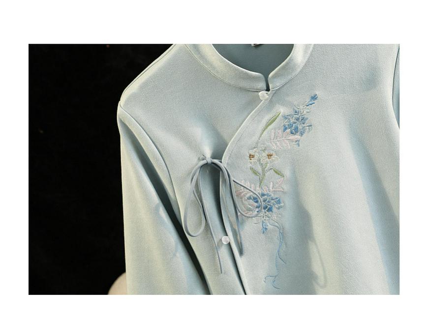 Retro vyšívaný jelenicový top ve stylu Tang a čínský oděv čchong-sam (cheongsam) pro ženy