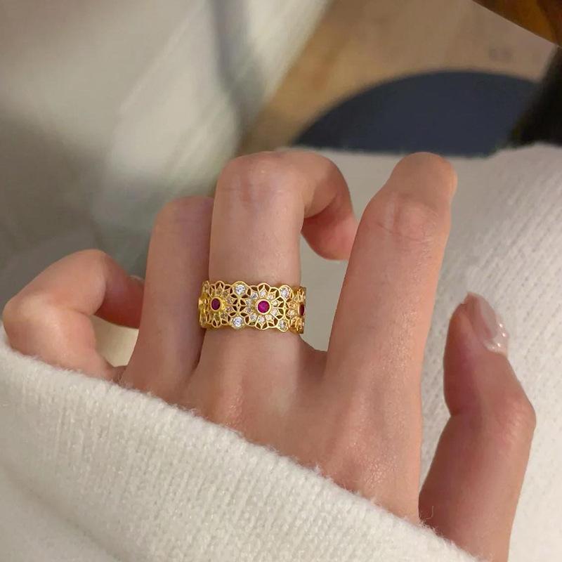 Micro-inlaid zircon hollow flower window opening ring light luxury niche fashion versatile temperament jewelry