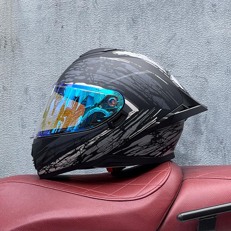 Street Motorcycle Helmet for Men & Women DOT Certified Full Face Motorbike Helmet for Cruisers Sports Street Bike