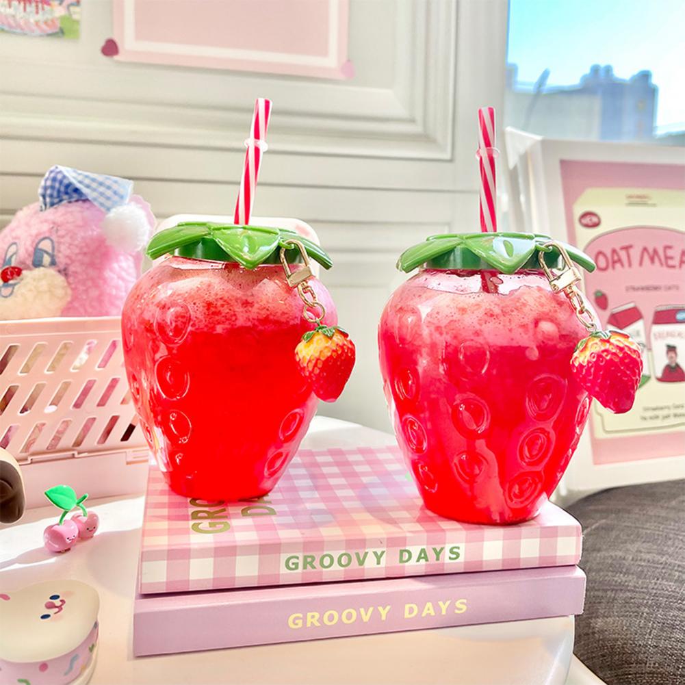 Summer Cute Strawberry Straw Water Bottle Cartoon Food Grade PP Milk Coffee Straw Cup for Home Drinkware