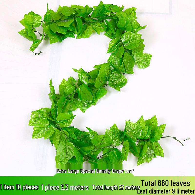 Искусственная виноградная лоза в виде виноградных листьев для украшения потолка.