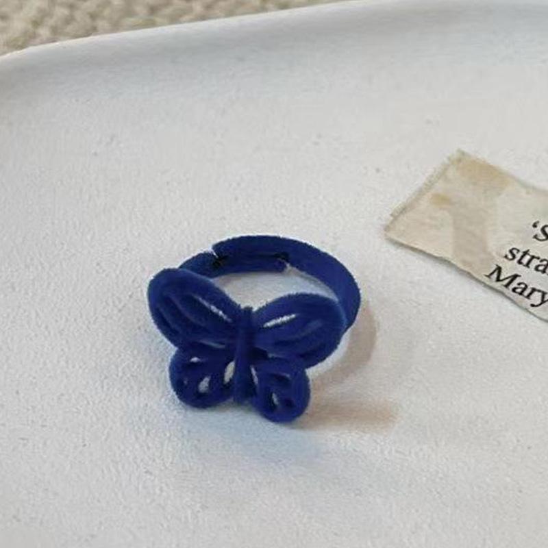 Modischer verstellbarer Retro-Partyschmuck für Damen Beflockter Ring Hase Bär Blume Geschenke