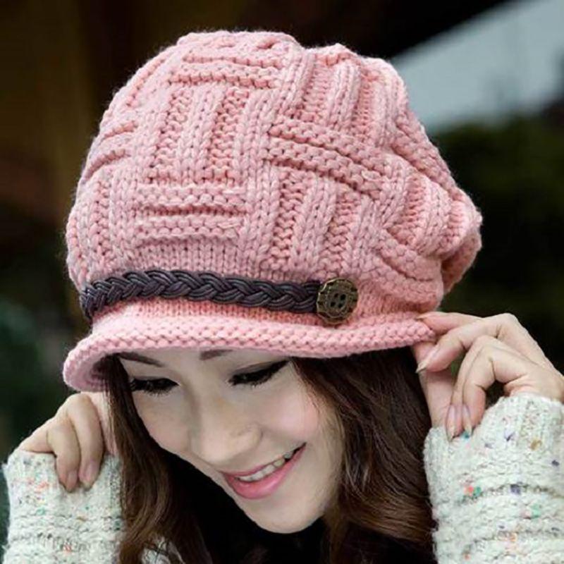 Luxurious Feel Fashion Knitting Cap Beanie Warm Casual Women's Hat Crafted From Top-tier Materials