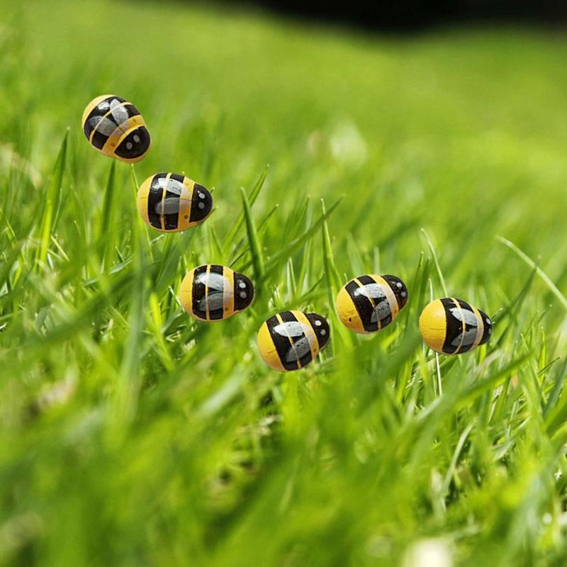 50/100Pcs Mini Wooden Bee Self-Adhesive Sticker Children Painted Diy Crafts Fairy Garden Figurine Miniature Home Decor