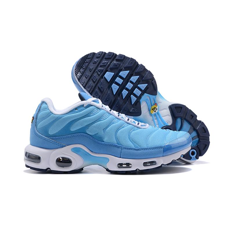 Tendance mode 2024 Max TN Plus Hommes Femmes Chaussures de course Aqua Silver Particle Grey Triple Black Digital Pink Psychic Blue Worldwide Hommes Baskets Sports
