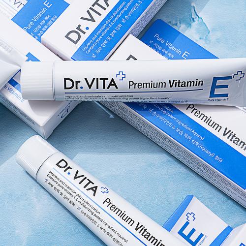 Drvita PrEmium Moisturizing CarE WatEr Glowing Skin Vitamin E crEam 30ml  + frEE Gift 