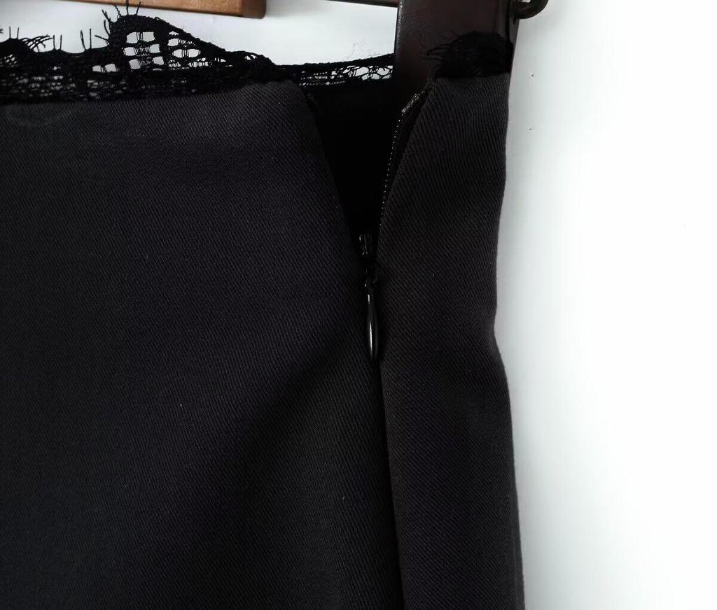 European Lace-Trim High-Waisted Bodycon Mini Skirt with Safety Shorts