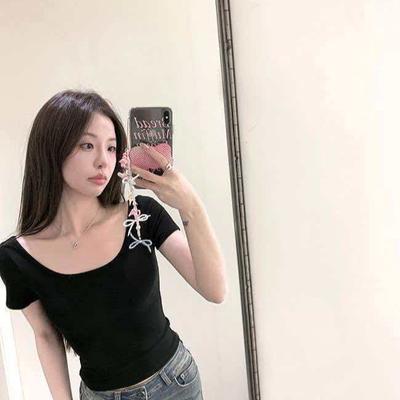 European and American U-neck Short-sleeved T-shirt Women's Summer New Inner Fit Slim and Thin Korean Base Spice Girl Black Top